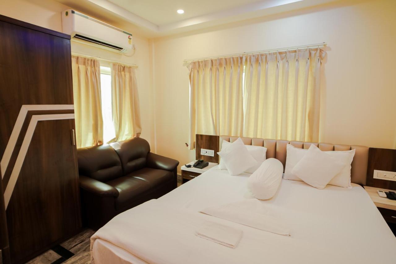 Silver Sand Eco Resort !! Beachfront !! With Biggest Pool And Huge Open Area !! Ideal For Weddings !! Couple Friendly !! Mandarmani Luaran gambar