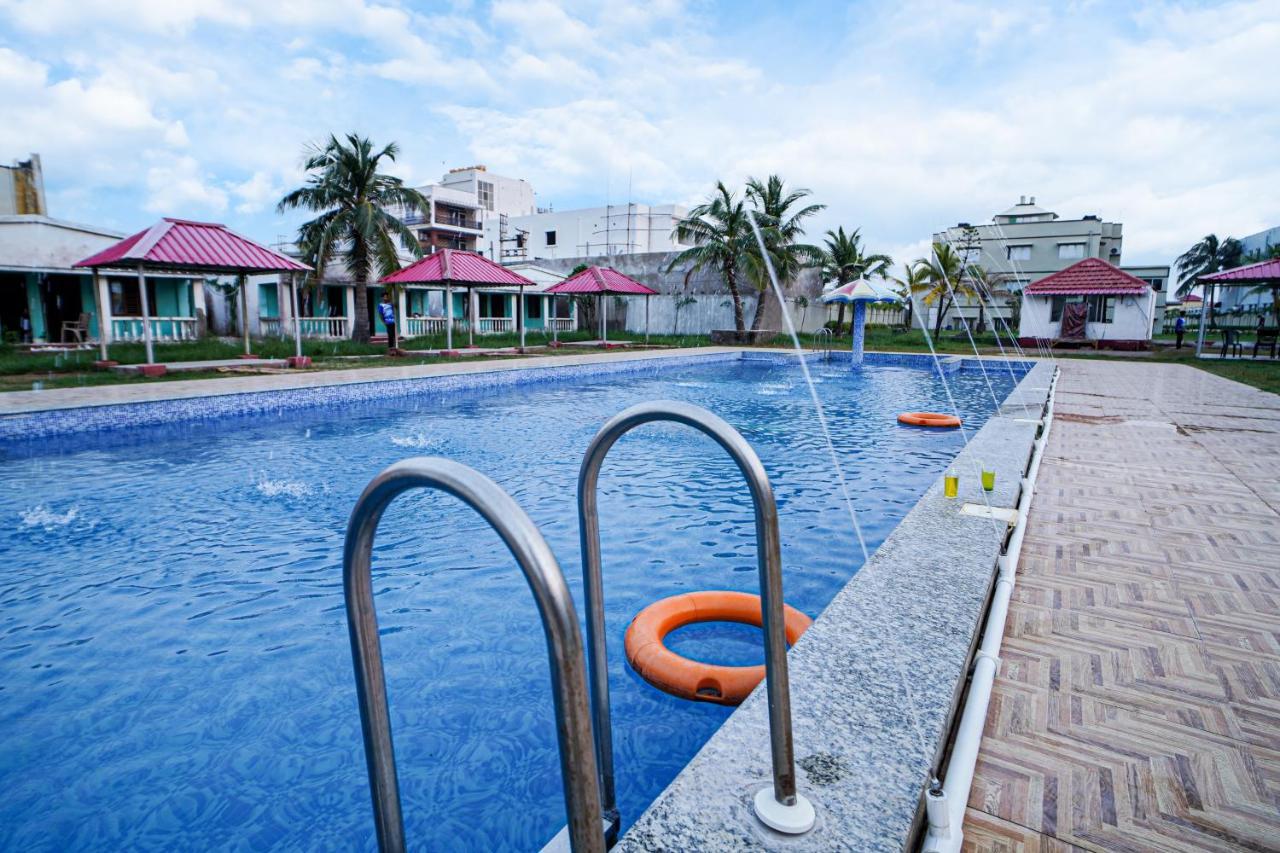 Silver Sand Eco Resort !! Beachfront !! With Biggest Pool And Huge Open Area !! Ideal For Weddings !! Couple Friendly !! Mandarmani Luaran gambar