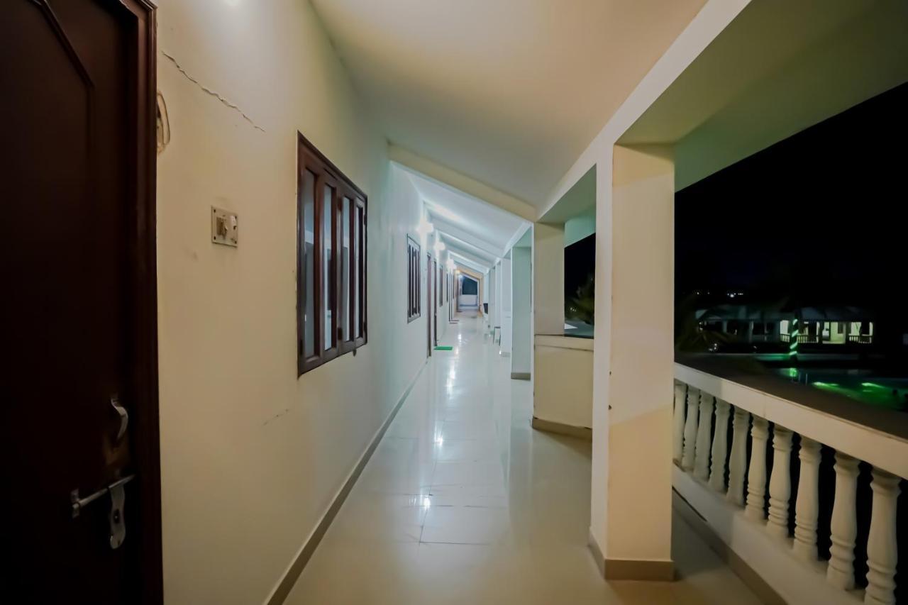 Silver Sand Eco Resort !! Beachfront !! With Biggest Pool And Huge Open Area !! Ideal For Weddings !! Couple Friendly !! Mandarmani Luaran gambar