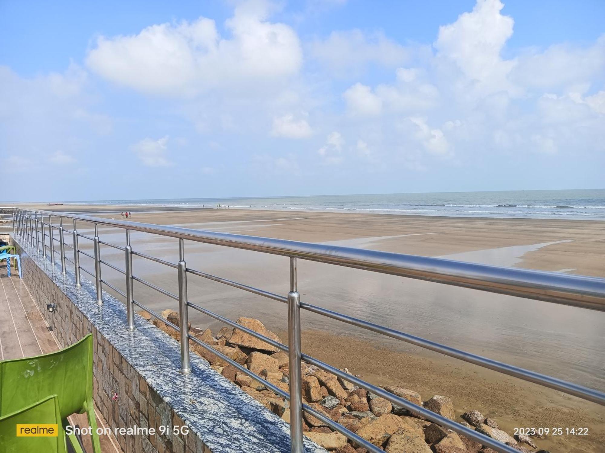 Silver Sand Eco Resort !! Beachfront !! With Biggest Pool And Huge Open Area !! Ideal For Weddings !! Couple Friendly !! Mandarmani Luaran gambar