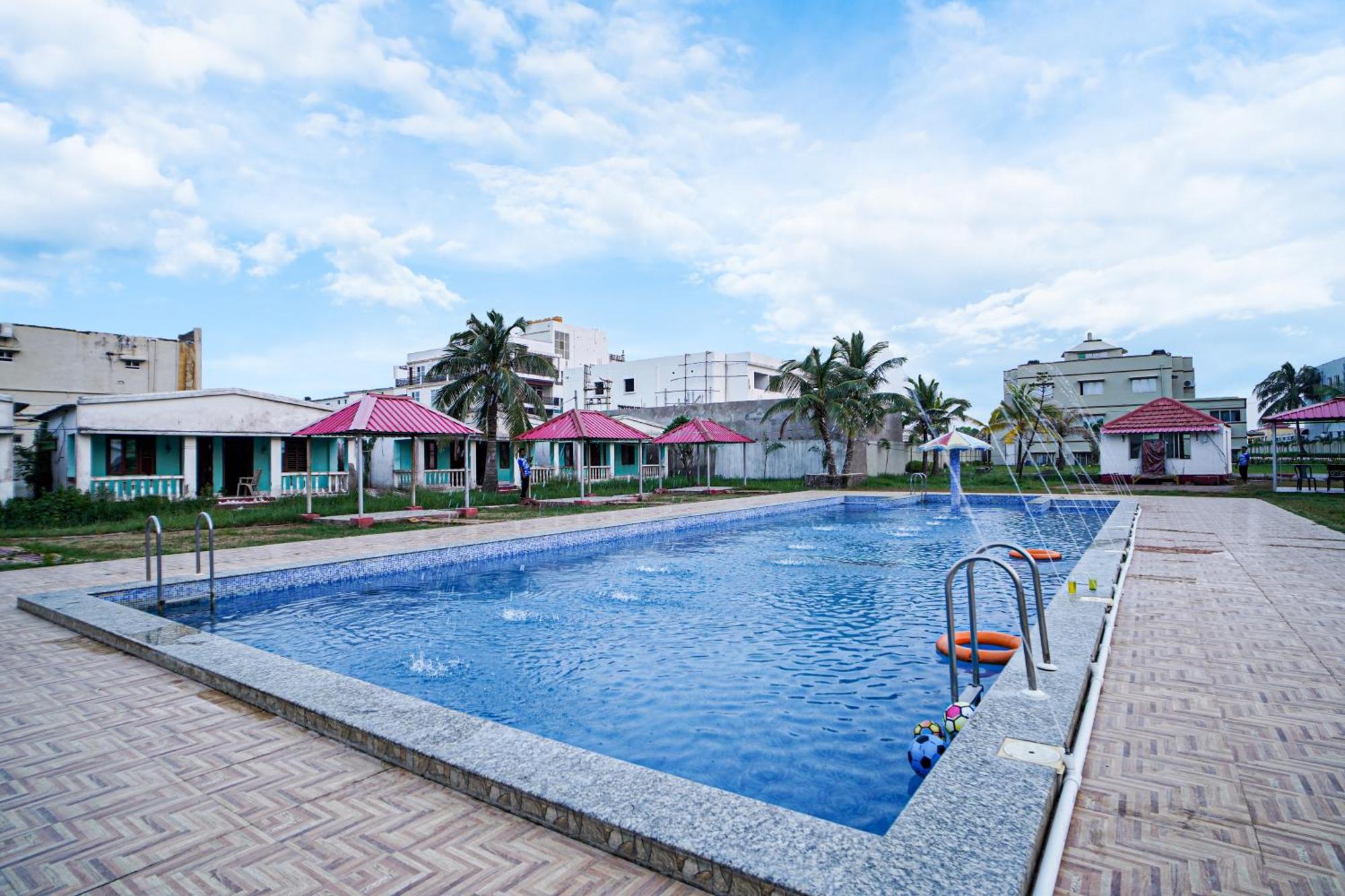 Silver Sand Eco Resort !! Beachfront !! With Biggest Pool And Huge Open Area !! Ideal For Weddings !! Couple Friendly !! Mandarmani Luaran gambar