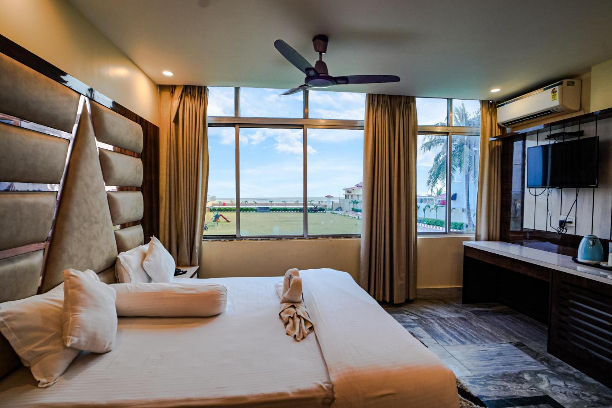 Silver Sand Eco Resort !! Beachfront !! With Biggest Pool And Huge Open Area !! Ideal For Weddings !! Couple Friendly !! Mandarmani Luaran gambar